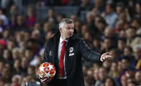 Manchester United coach Ole Gunnar Solskjaer gestures during the Champions League quarterfinal, second leg, soccer match between FC Barcelona and Manchester United at the Camp Nou stadium in Barcelona, Spain, Tuesday, April 16, 2019. (AP Photo/Joan Monfort)